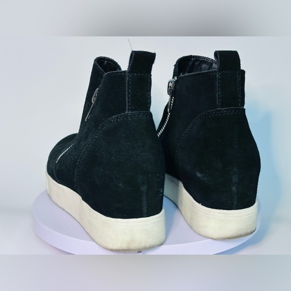 Steve Madden Wedges Metal Side Zip Sneaker Black Suede - Picture 6 of 8